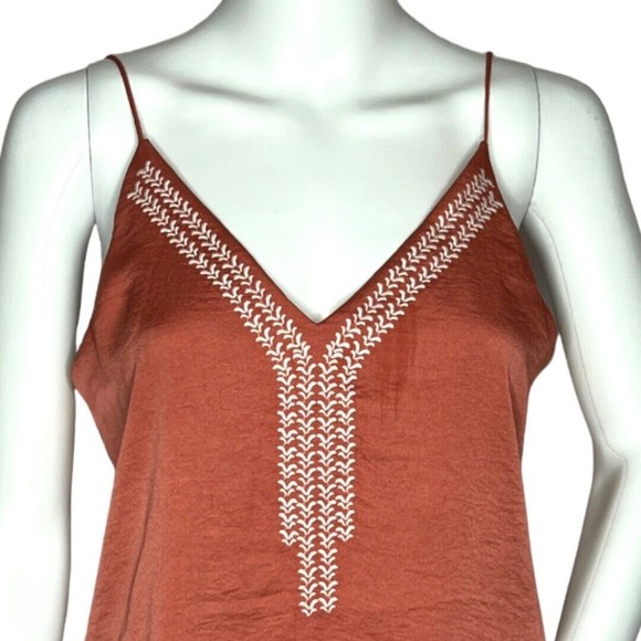 Express Embroidered Cami Mauve Pink Cream Sleeveless Top V-Neck - Picture 4 of 6